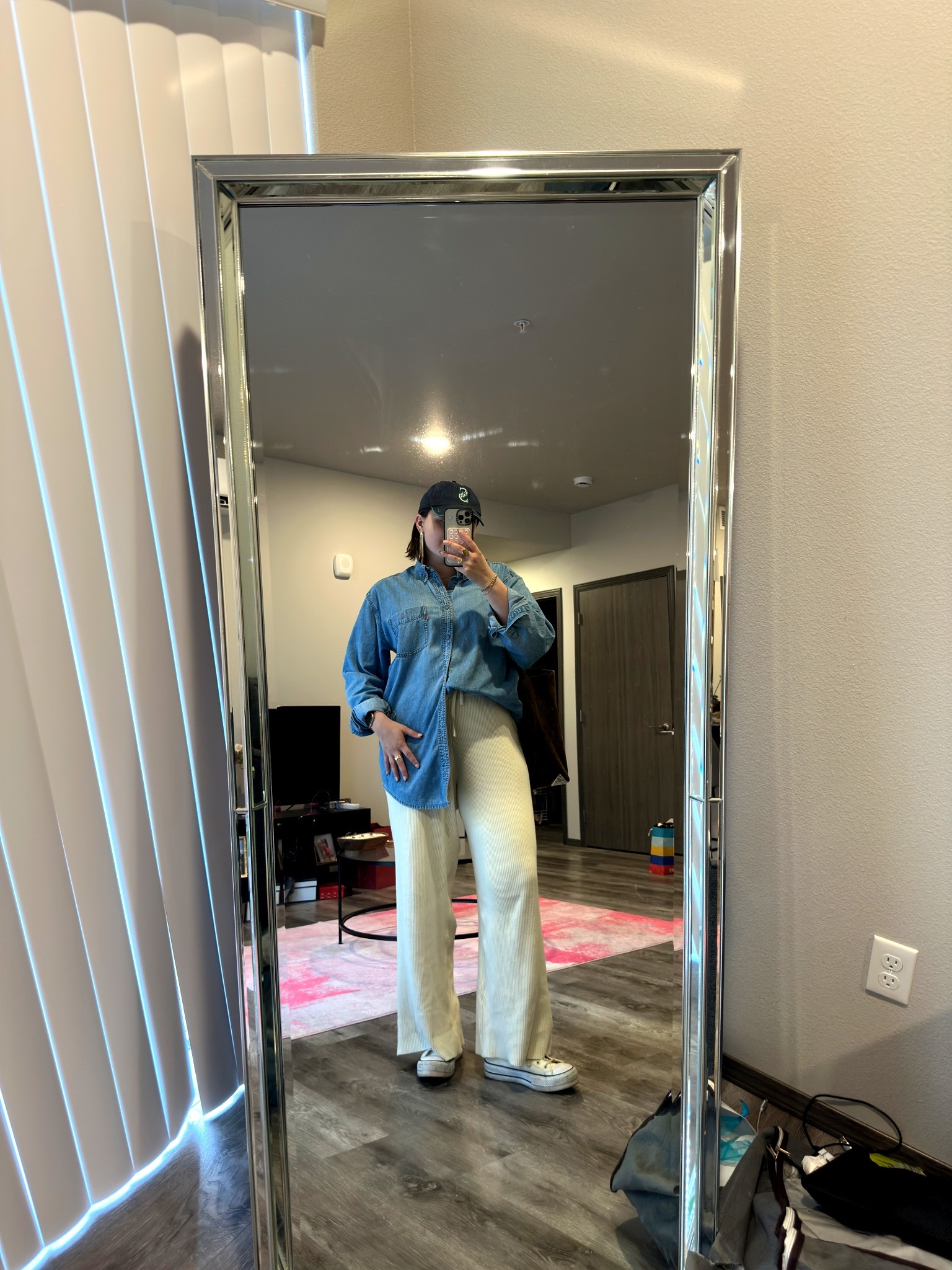 Cozy fall outfit for work from home! Featuring my favorite lounge pants 🥰

Wearing a mens L top, size LL pants and size 9 sneakers 

#LTKSeasonal #LTKFindsUnder100 #LTKMidsize