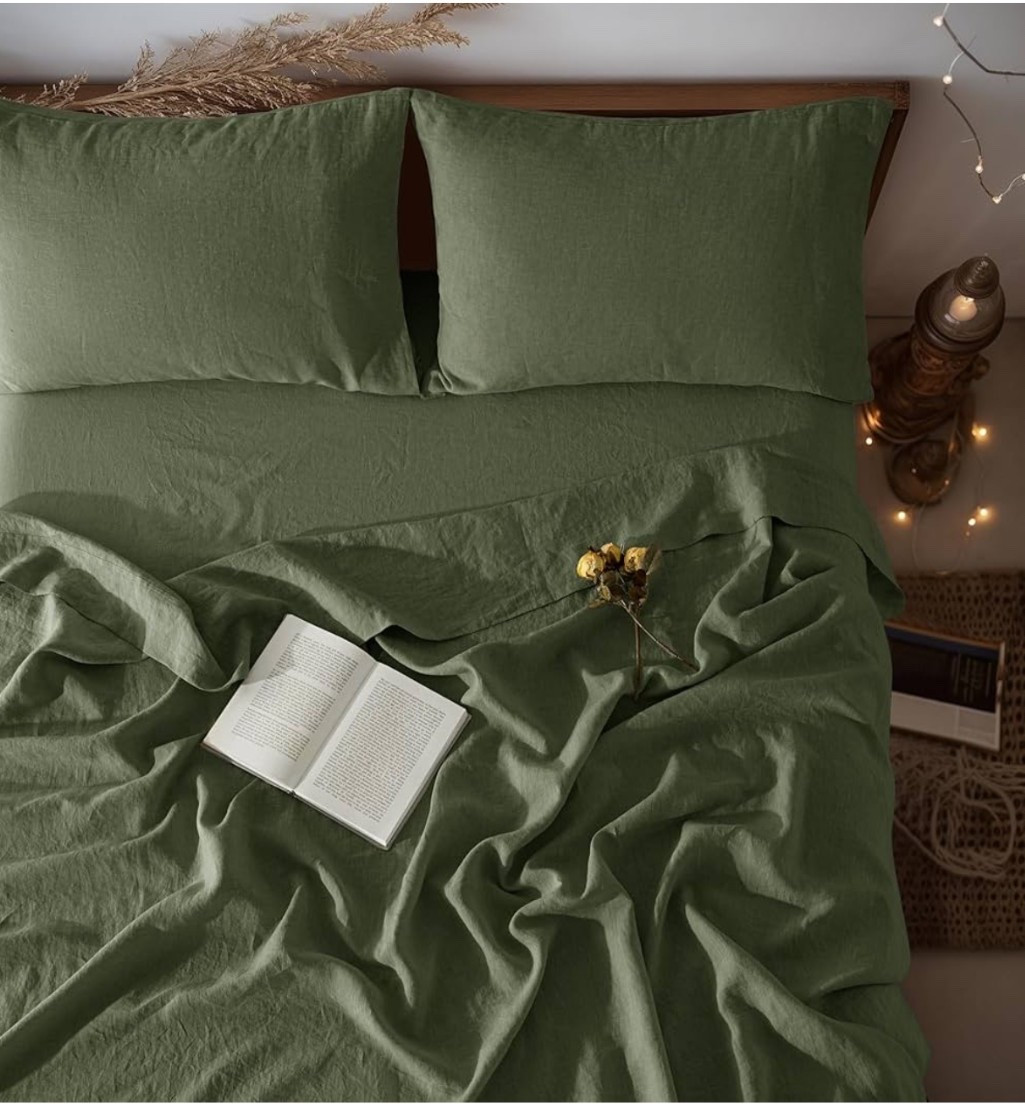 100% linen bed sheets set ! Perfect for fall 

#LTKSeasonal #LTKHome #LTKStyleTip