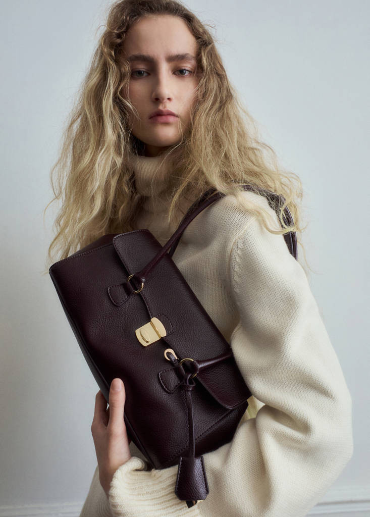 City shoulder bag with flap burgundy - Women - One size - MANGO | Mango (US/MX/AU)