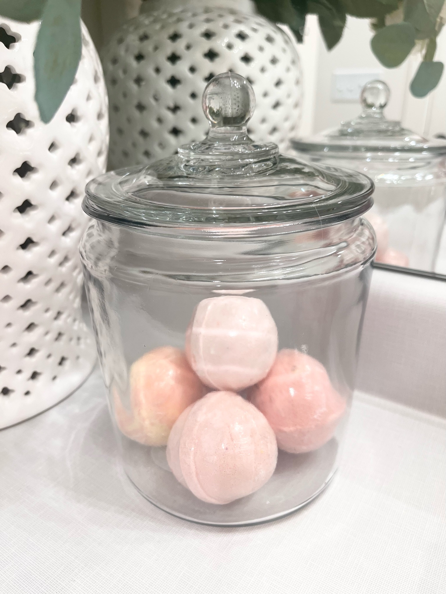 Only $6 for this these glass jars! I bought 2!

#LTKstyletip #LTKunder50 #LTKhome