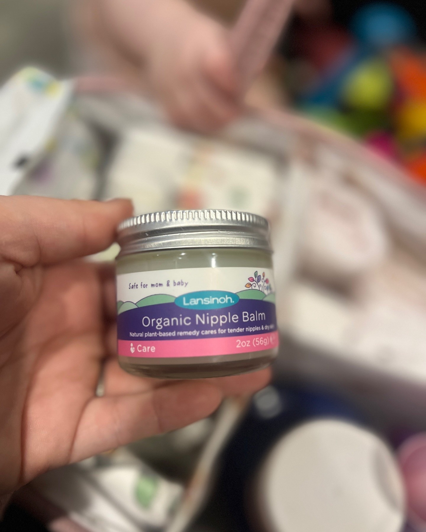 Perfect for the dry/cracked lips Texas’ week of winter’s winds cause. @lansinohusa cream is the best 👏🏼