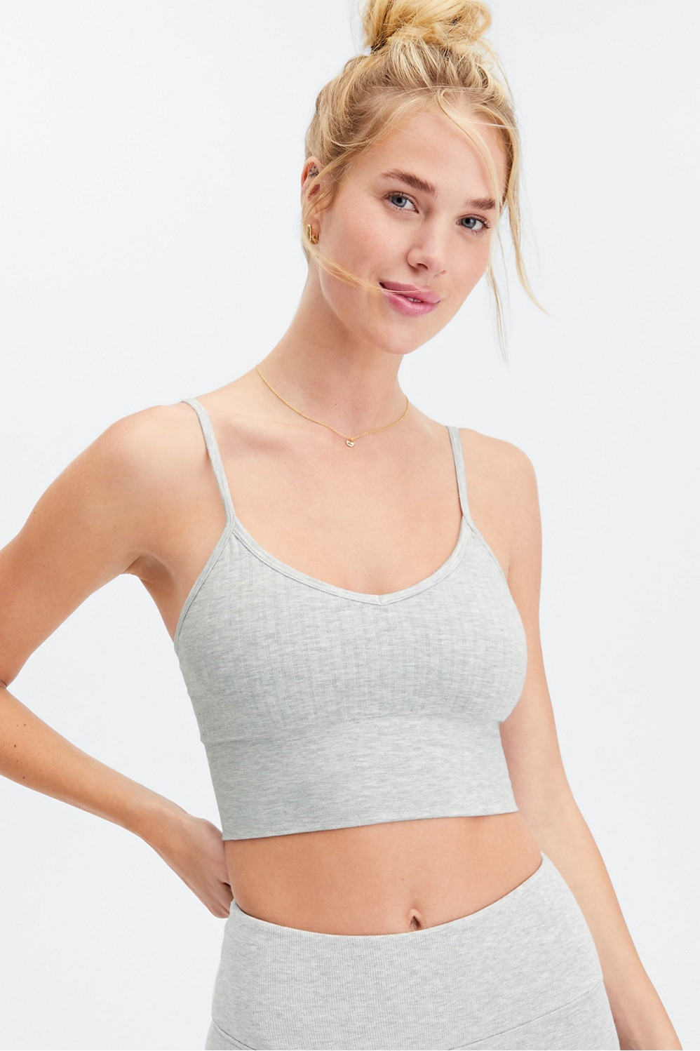 Shauna Seamless Midi Bra | Fabletics - North America
