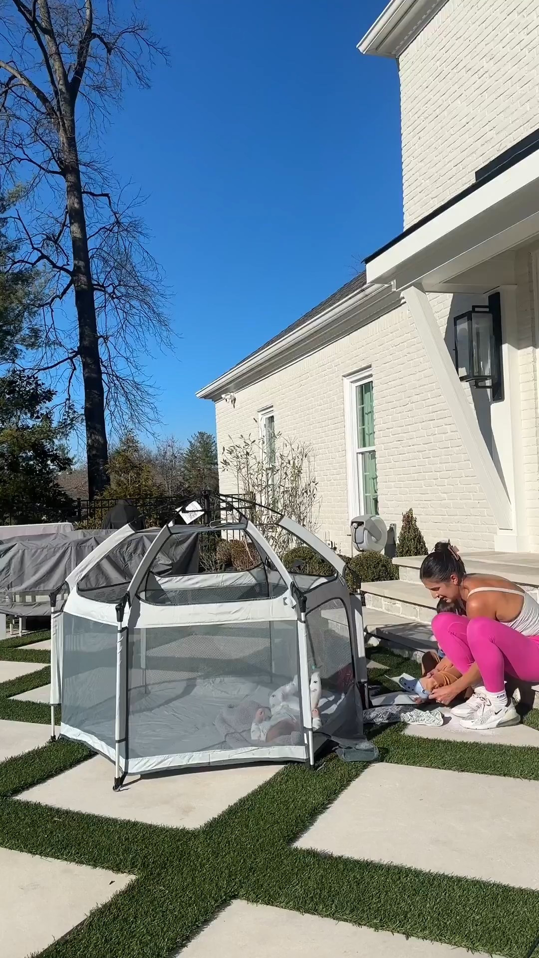 Amazon portable play pen for kids🫶🏽

Amazon prime day, prime day deals, prime day sale, Portable play pen, activewear, baby play pen, baby gear, boy mom, Louisville, Grace White, a Southern Drawl

#LTKFamily #LTKKids #LTKBaby