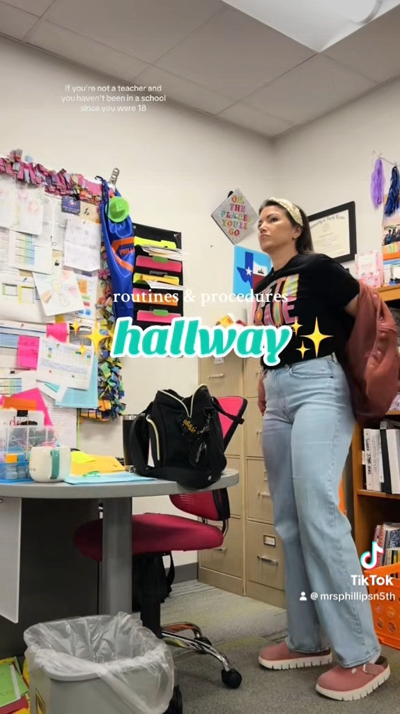 long length in jeans 
shoes fully restocked in all sizes and new colors 🍭

#LTKShoeCrush #LTKFindsUnder100 #LTKxNSale