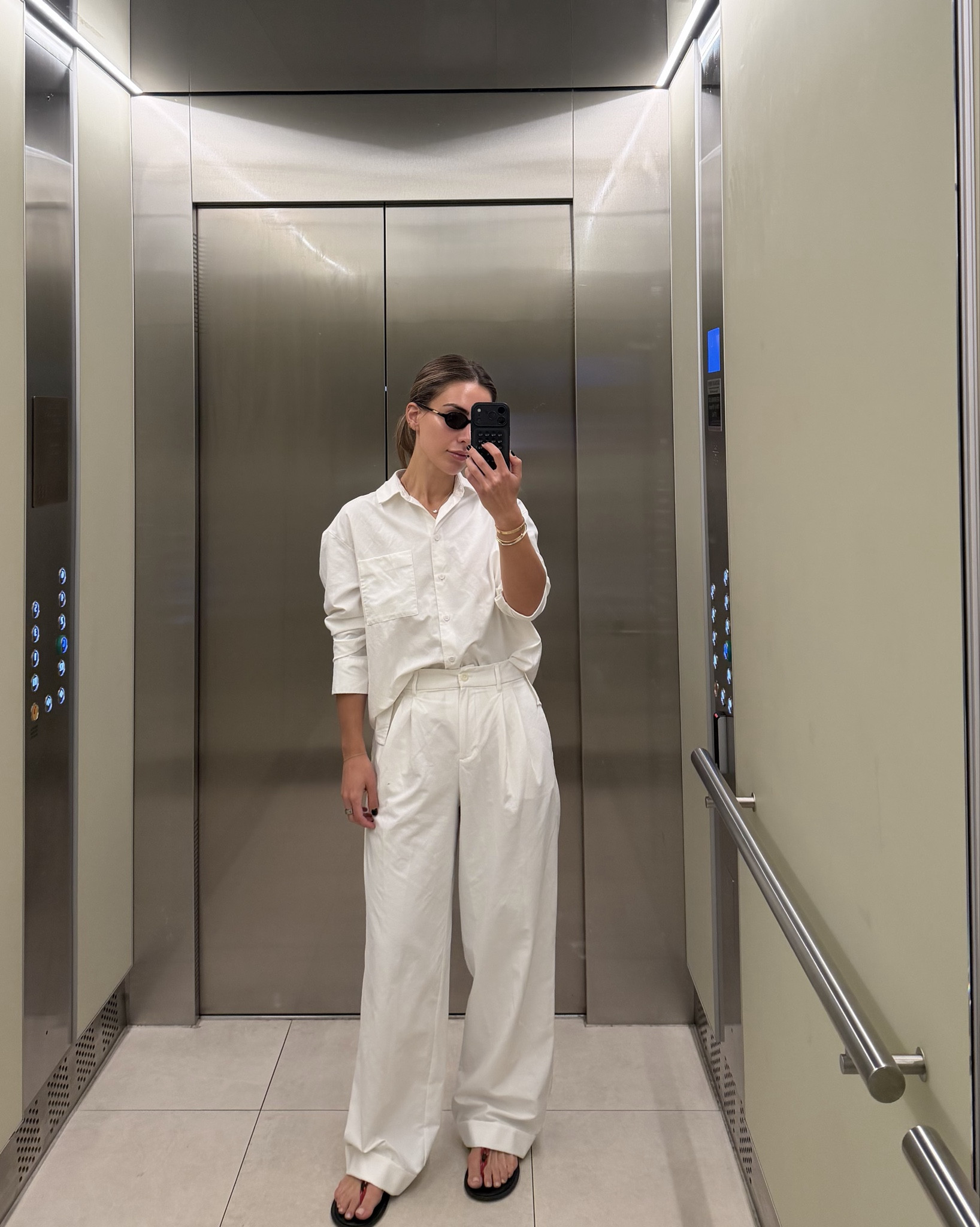 What to wear when you want to be comfortable at home but presentable to pop out?! Wearing a 6 pant and s shirt for ref 

#LTKspring #LTKaustralia #LTKstyletip