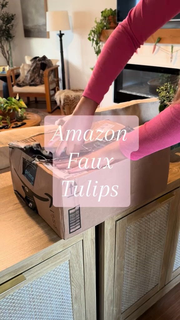 Nothing screams “spring” quite like faux tulips 🌷 💕 

#LTKSeasonal #LTKsalealert #LTKhome