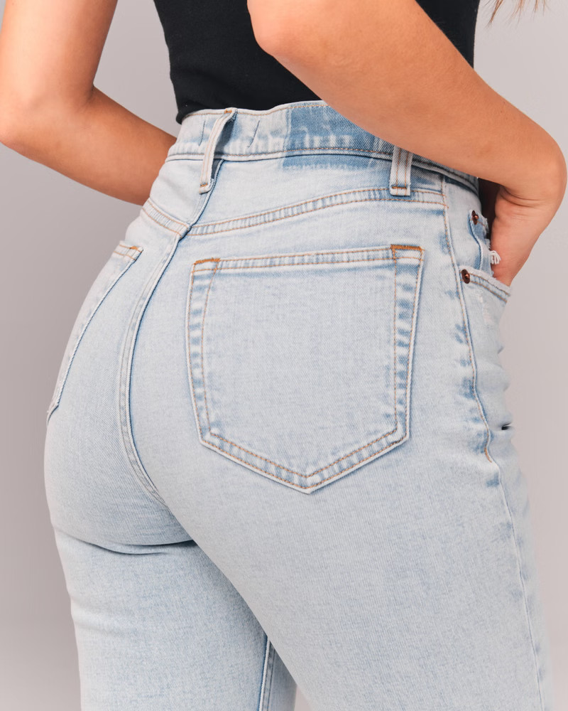 Curve Love Ultra High Rise Ankle Straight Jeans | Abercrombie & Fitch (US)