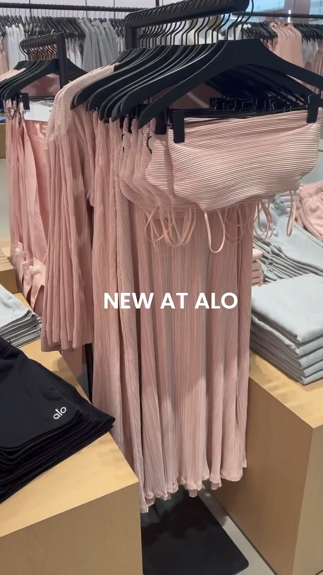 ALO SALE. 30% off site wide, use code: ACCESS to shop. New shade alert at Alo Yoga! This pink shade is the perfect tone for all my girlies who enjoy a warmer shade of pink. Their ballet pink is more cooltone while this one has warm peachy undertones. Long story short I love the new rose quartz color! 

#LTKU #LTKStyleTip #LTKActive