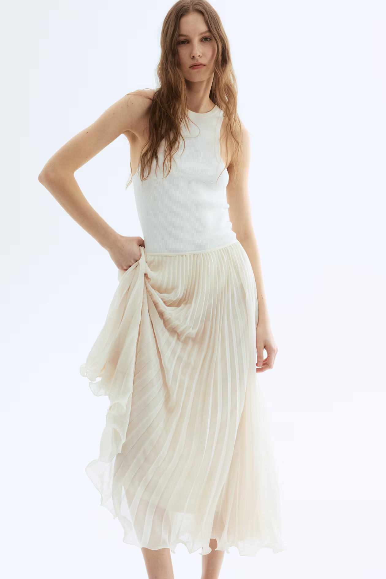Sheer pleated skirt | H&M (UK, MY, IN, SG, PH, TW, HK)