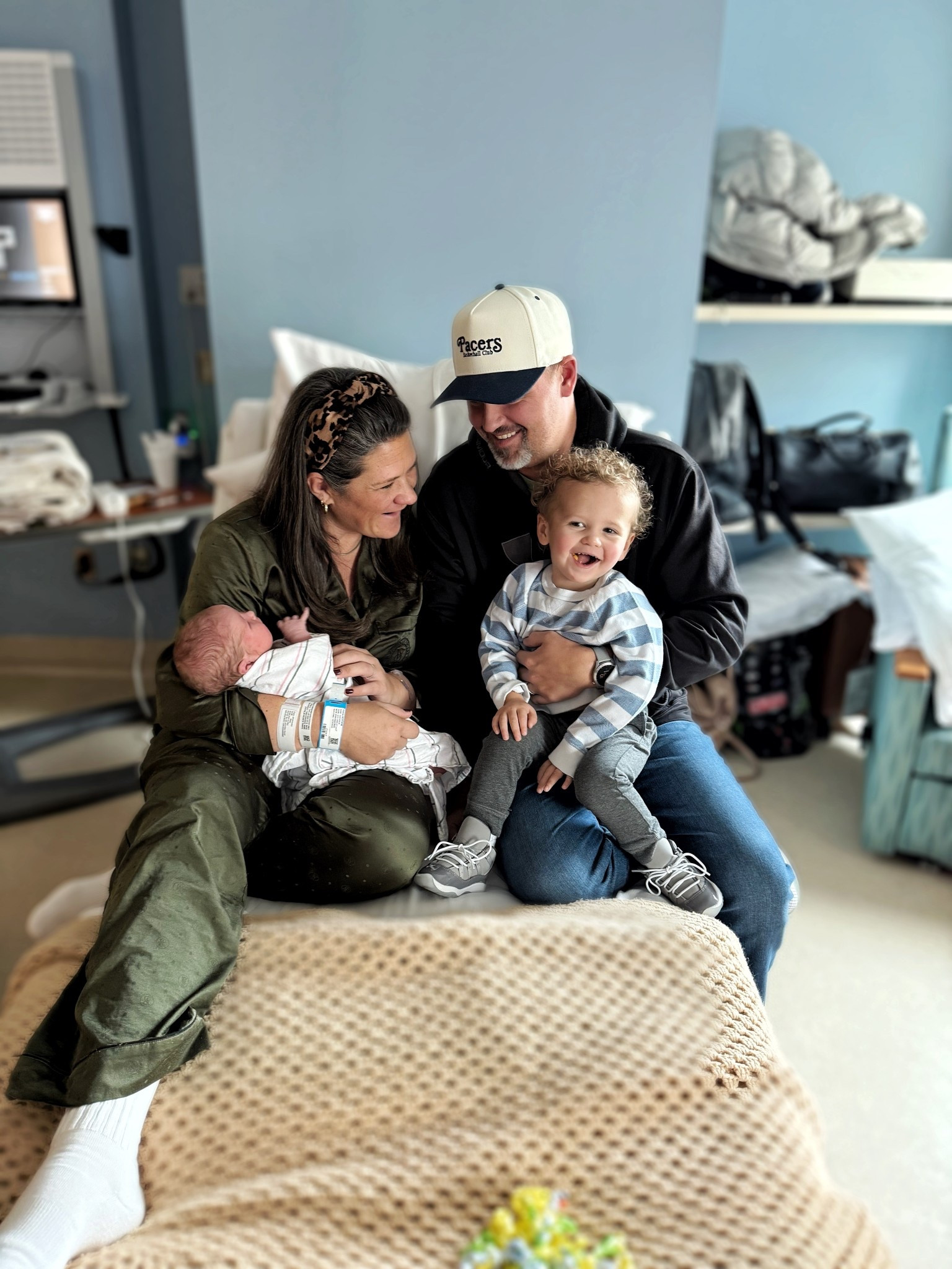 Family of Four ♥️

#LTKBump #LTKBaby