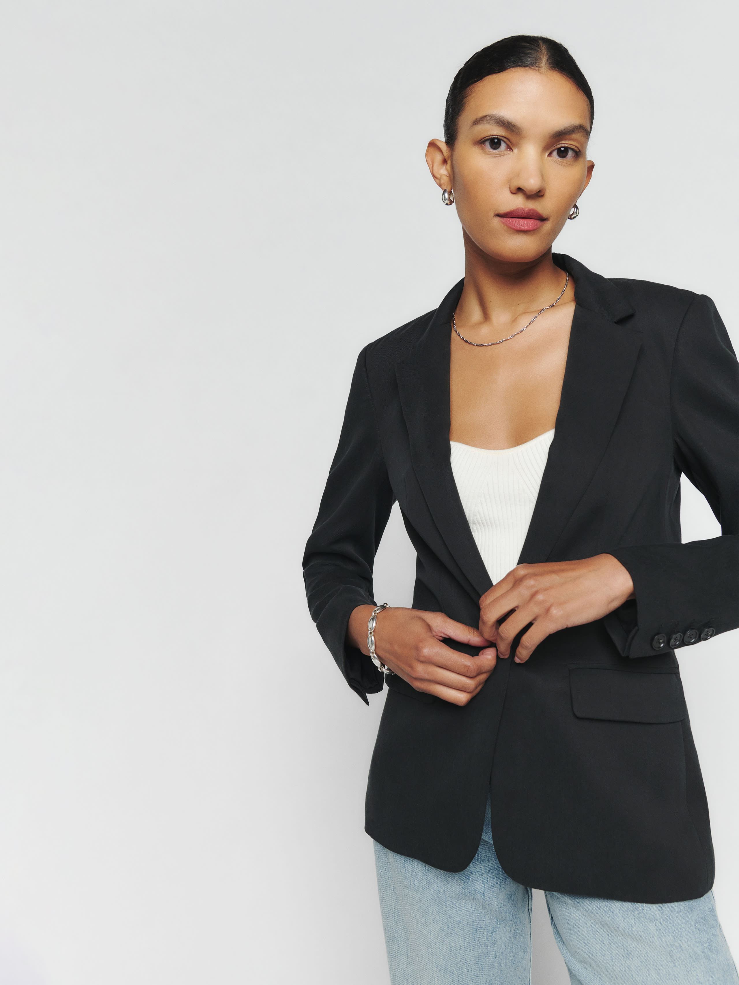 The Classic Slim Blazer | Reformation (Global)