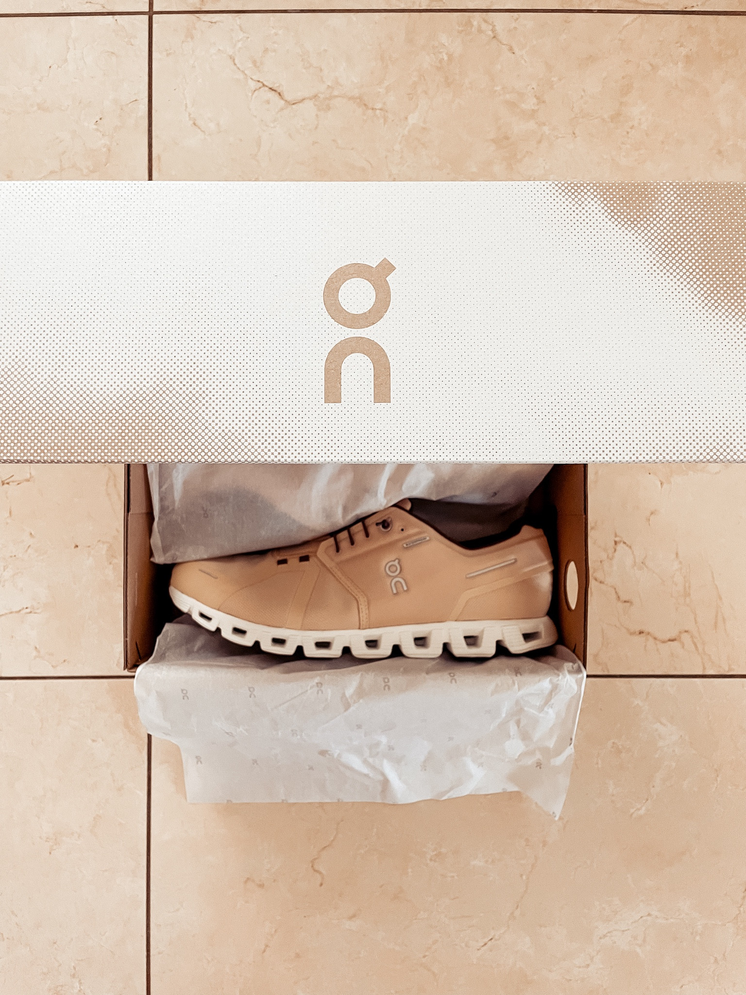 { on ❥

my husband wears On Running shoes everyday for both work && working out. 

linking a couple styles that are part of the NSale. 

Nordstrom Anniversary Sale . Men’s On Running Shoes } 

#LTKxNSale #LTKMens #LTKActive