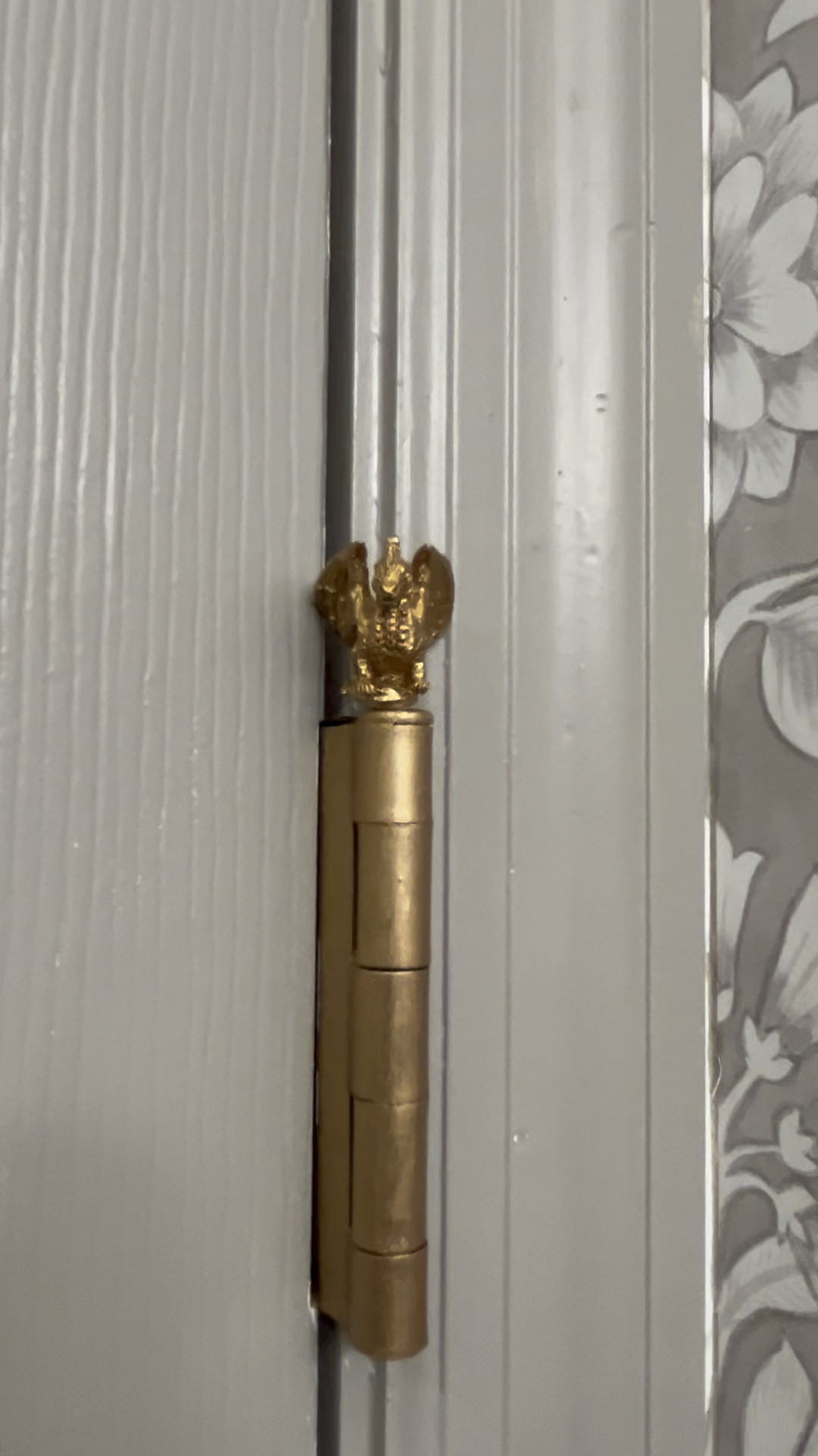 Hinge heads! They’re like jewelry for your door! Just a little unexpected touch to add to any door. Strong magnets hold them in place. Aren’t they just the cutest?!!

#LTKHome