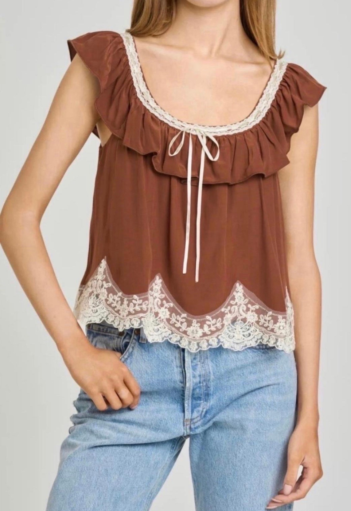 Lace top

#LTKSaleAlert