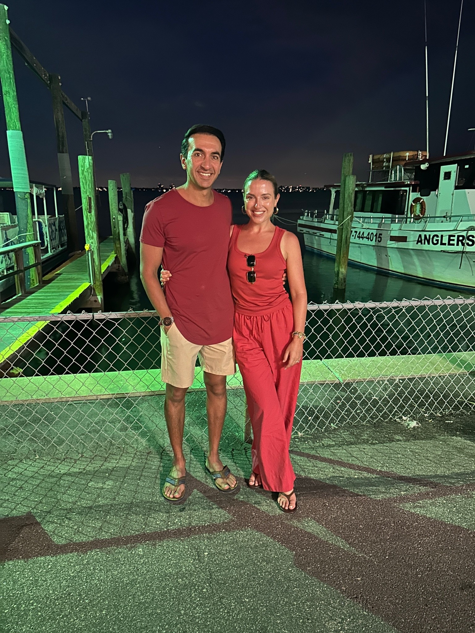 This monochromatic gap linen pant set with matching red scoop neck tank turned heads all Father’s Day weekend! #matchingset

#LTKootd #LTKSeasonal