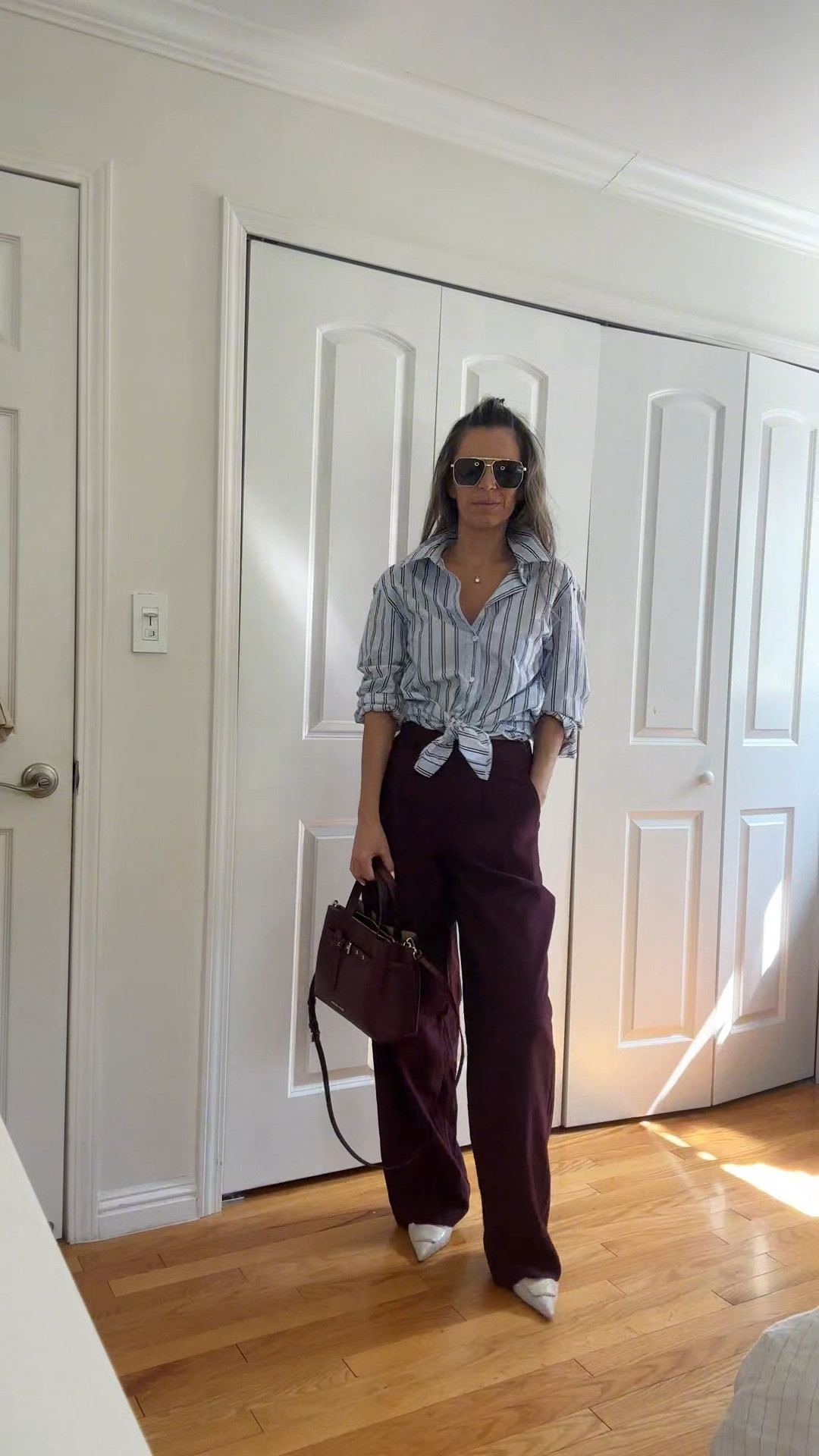 Burgundy pants are sz 2

I’m 5’5” 122 lbs 

Blue button down is oversized sz XS




#LTKWorkwear #LTKFindsUnder50 #LTKSaleAlert
