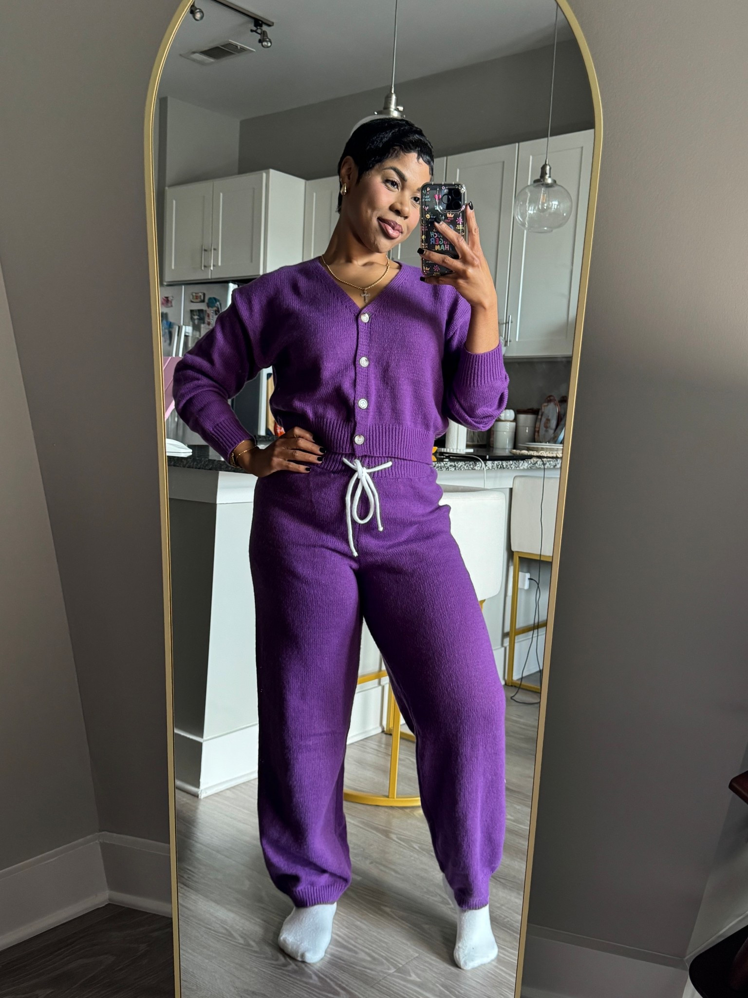 Cozy 2-Piece Set! Under $30!
Wearing a size Large!

#LTKFindsUnder50 #LTKSeasonal #LTKSaleAlert