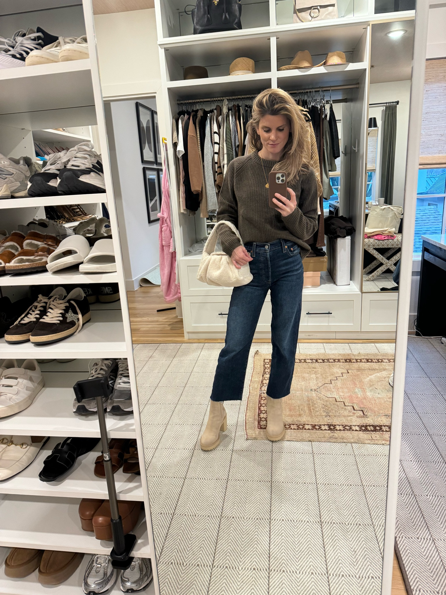 Sweater S 
Cut jeans to length