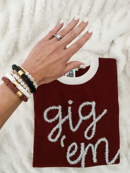 Obsessed with this Texas A&M game day stack!!  Currently 30% off with code EMAIL30 and can be customized for any school. Such a great gift idea for graduating seniors that know where they are going to college in the fall!👍🏻 #texasa&m #aggies #aggiegameday #gameday #texas #a&m #gigem #aggiemom

#LTKsalealert #LTKU #LTKGiftGuide