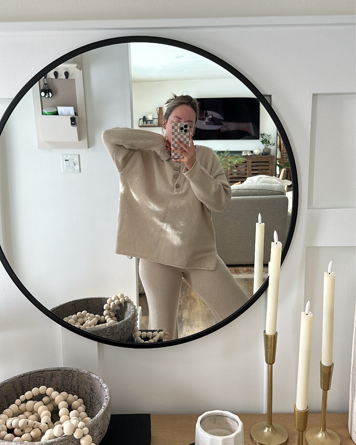 Yesterdays outfit // hailee sweater set in the cream 🫶🏼 this is the size small but I prefer my original size medium! Have the medium in the mustard and love. They do stretch!

Free people, sweater set, cozy set, loungewear 