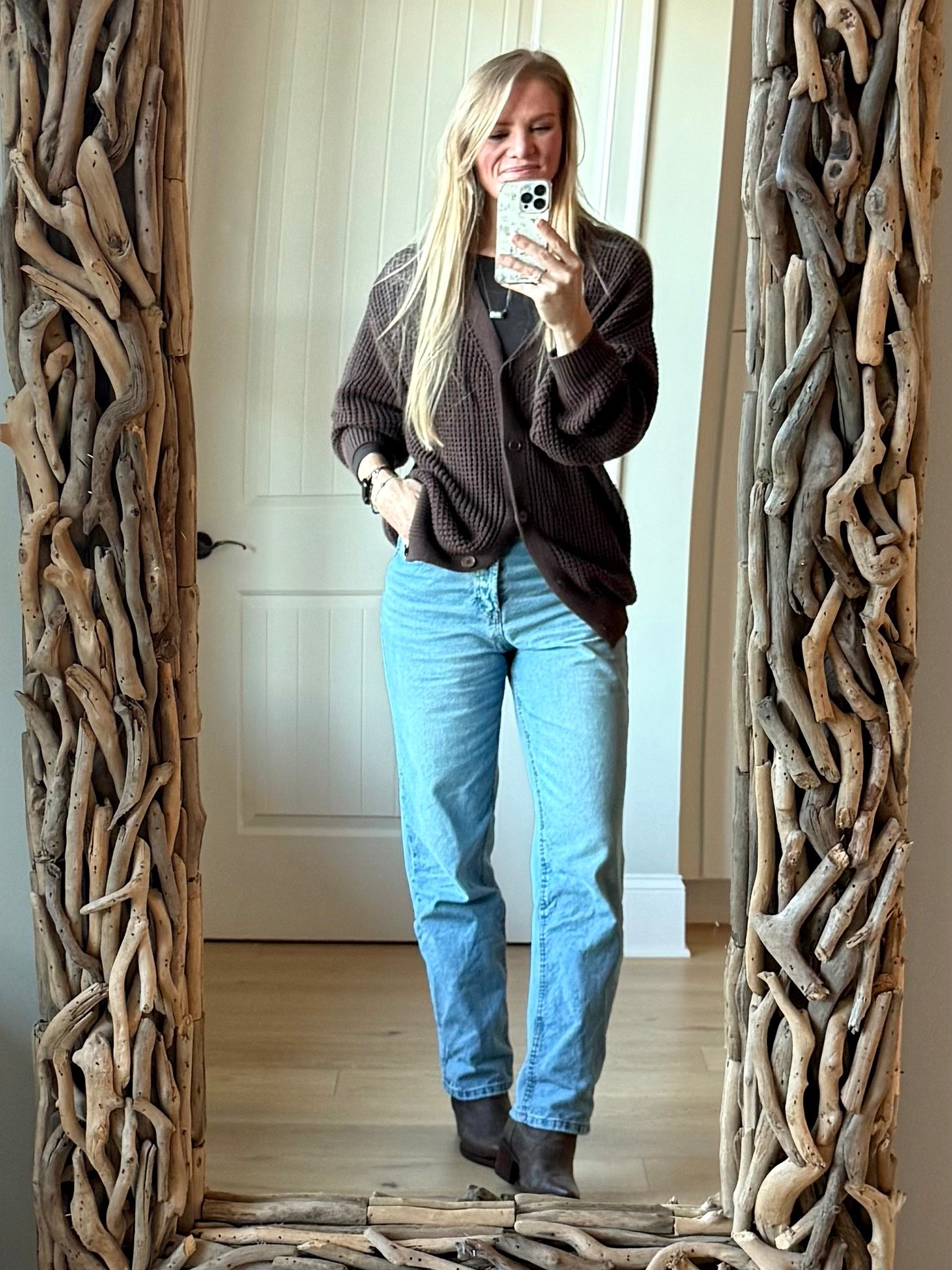 Casual western outfit

Size reference 
5’ 9” 140 lbs

Oversized cotton cardigan - large

Light wash jeans -6
(Old target)

Brown Cowboy boots - sized up 1/2 size


Winter western outfit. Western. His outfit. Everyday western outfit Cowboy boots and jeans outfit. Winter western. Western 2026.

#LTKTall #LTKOver40 #LTKSaleAlert