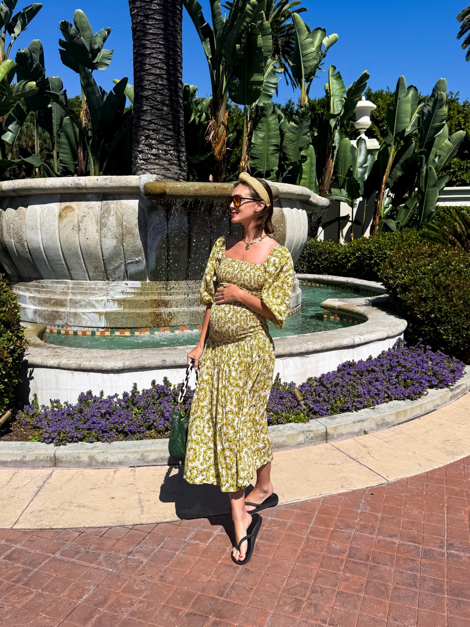 Raffia headband // flip flops // woven bag

#LTKmomlife #LTKdayinmylife