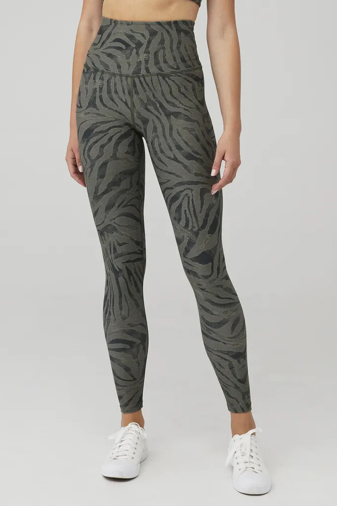 SOFTMARK CAUGHT IN THE MIDI HIGH WAISTED LEGGING | FashionPass