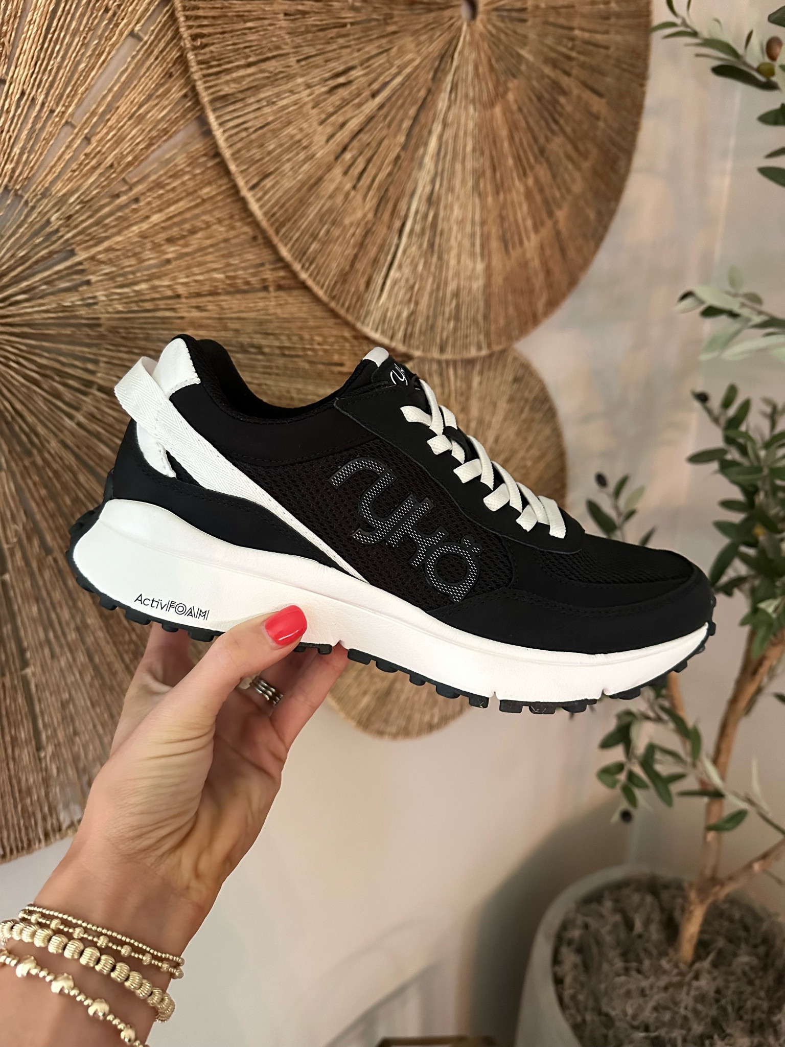 SO impressed with this sneakers I scored from @walmart! 😍 The have built in arch support and look so similar to the style of the New Balance 327. 

#LTKstyletip #LTKshoecrush #LTKfindsunder100