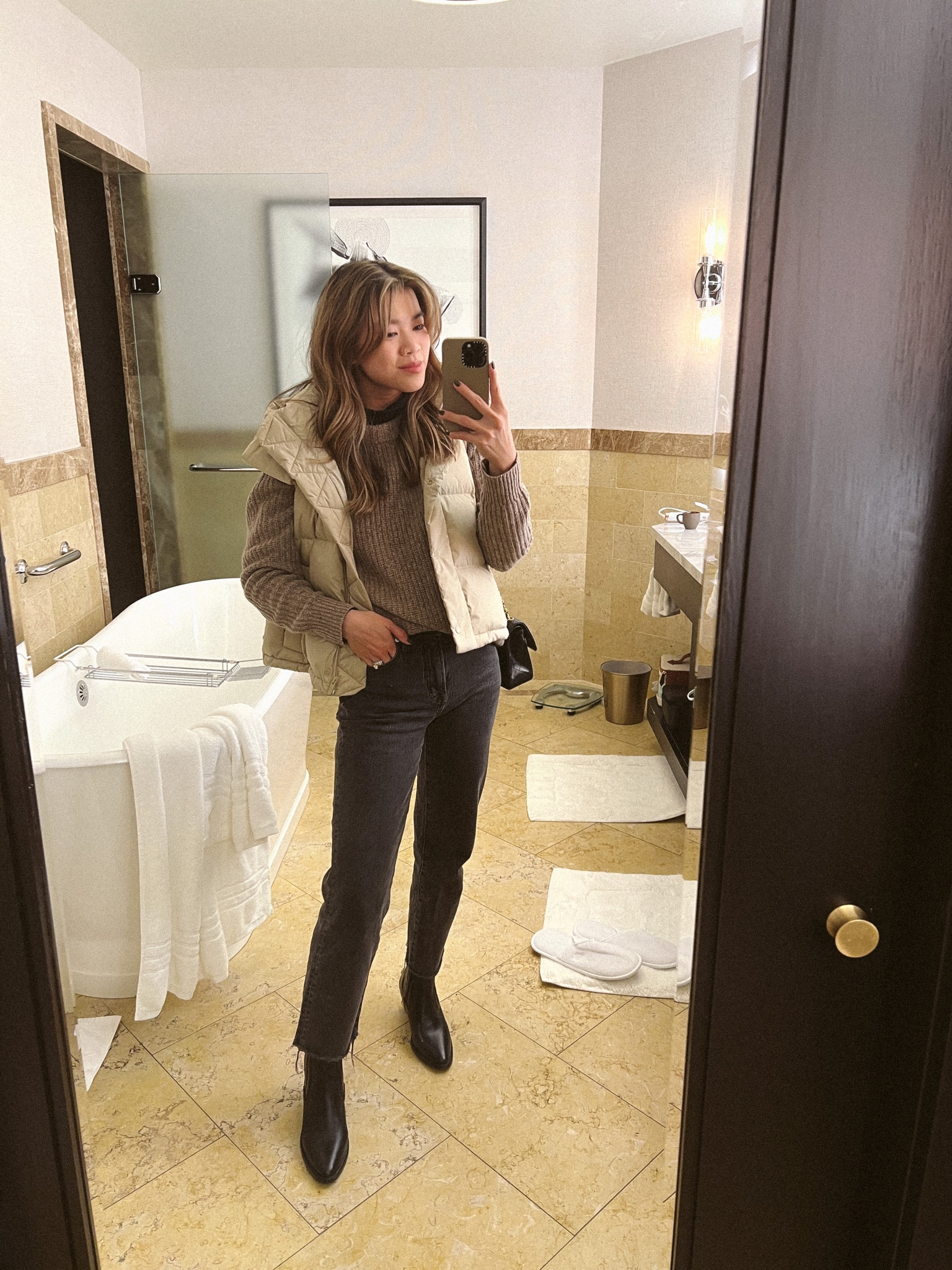 Lululemon puffer vest over Jenni Kayne sweater with Madewell black denim jeans and black heeled booties! 

Tops: XXS/XS
Bottoms: 00/0
Shoes: 6

#fall
#fallfashion
#fallstyle
#falloutfits
#winter
#winterfashion
#winterstyle
#winteroutfits
#madewell
#freepeople
#chanel
#jennikayne
#puffervest



#LTKHoliday #LTKSeasonal #LTKCyberweek