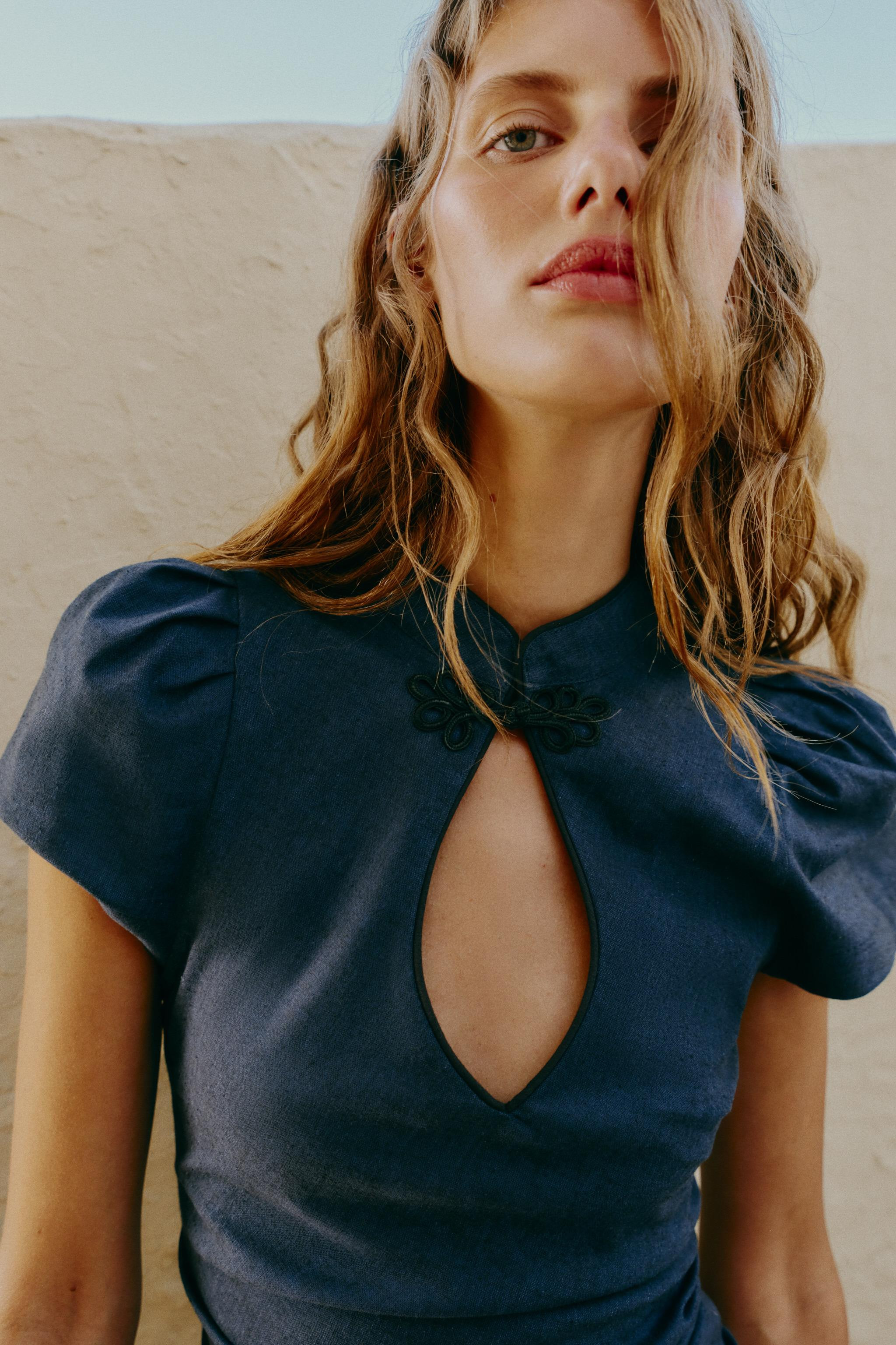 MINI LINEN FROG CLASP DRESS | Zara Canada