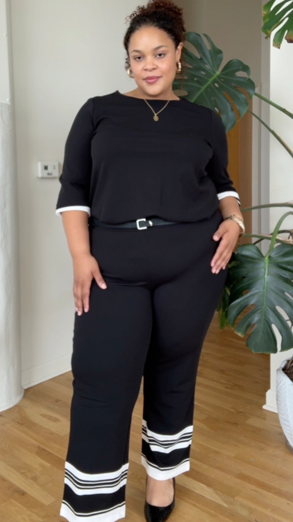 Avenue - Plus Size Matching Set | Black and White Matching set. Tunic set + matching bottoms | Comes in Black & Khaki 


#LTKBeauty #LTKPlusSize #LTKStyleTip