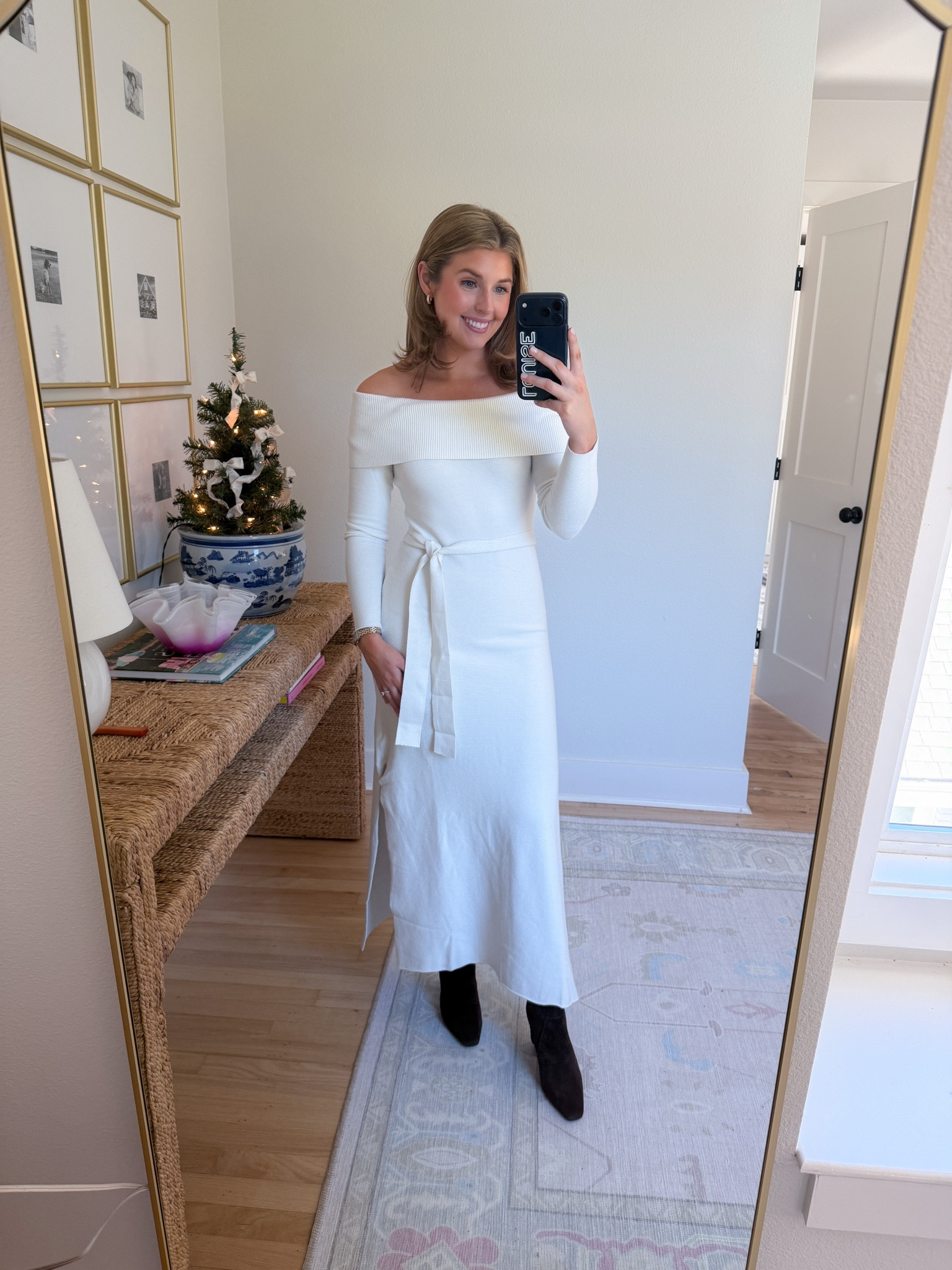 White midi dress perfect for family photos! Wearing a S
