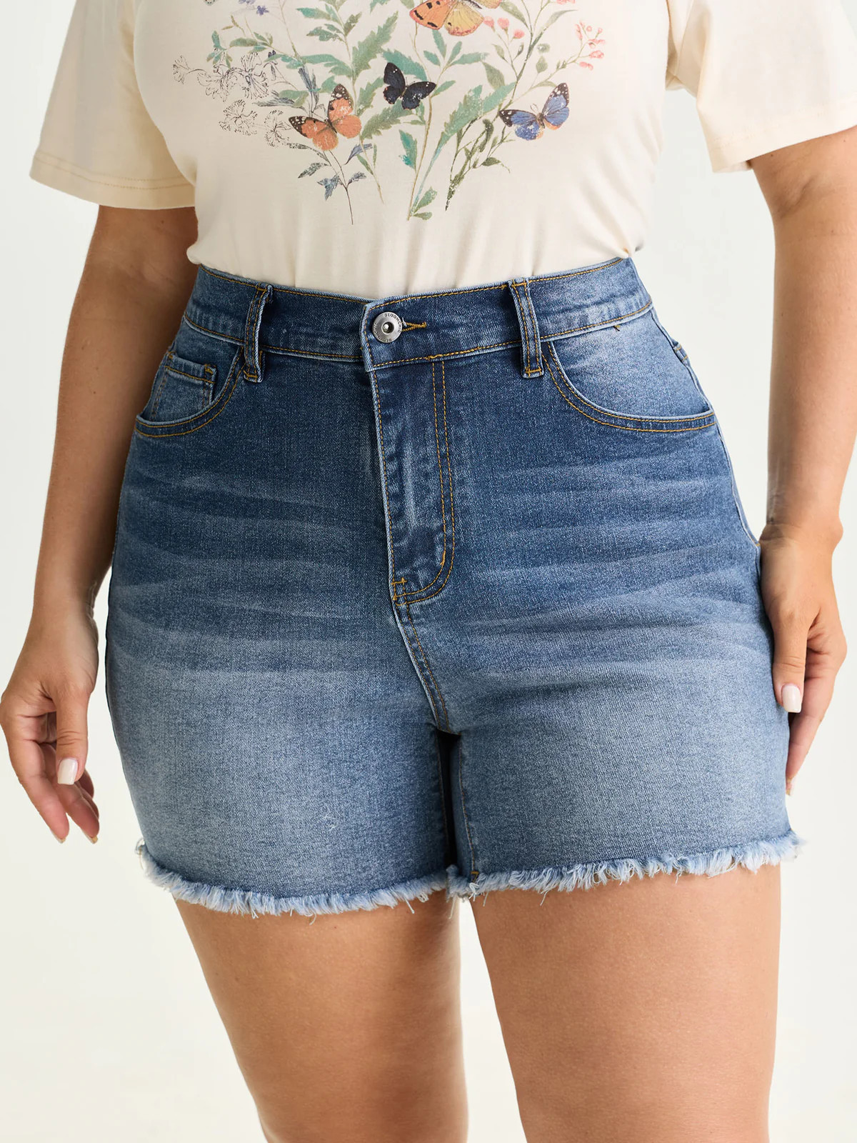 Stretchy Waist Raw Hem Straight-Leg Denim Shorts | Bloomchic