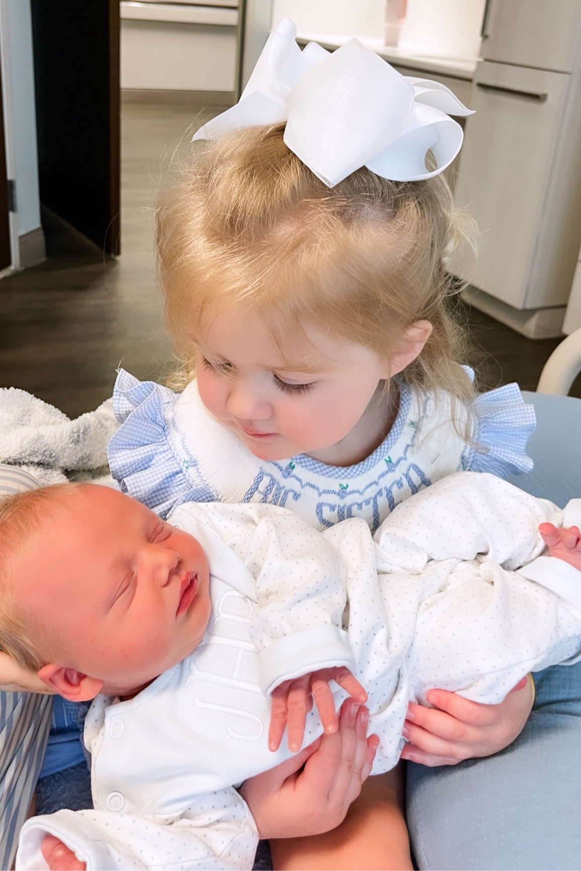 Big Sister Smock 
Big Sister Outfit 
Lake Pajamas 
Postpartum / Maternity 
Siblings
Snuggle Me Organic Lounger 
Newborn 




#LTKBump #LTKBaby #LTKKids