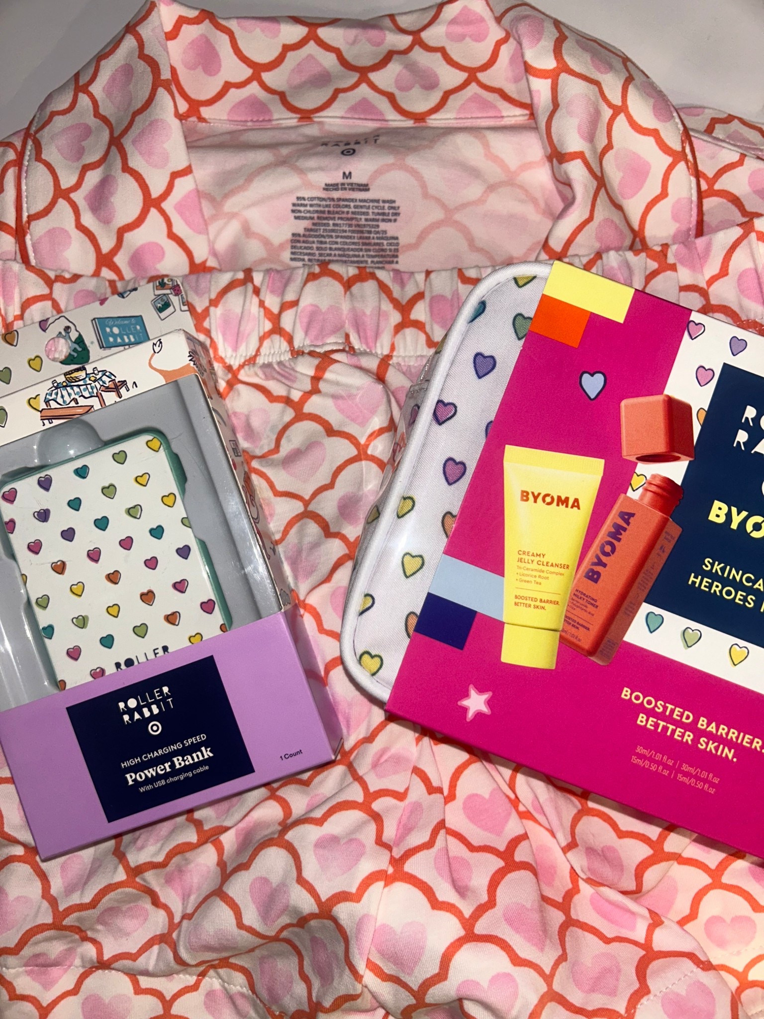 Finally received the last of my @Target x Roller Rabbit goodies. 

I’ve been enjoying everything from this collection. Using my tumbler as we speak. So glad that I way able to snag a pajama set.

#LTKselfcare #LTKHome #LTKBeauty