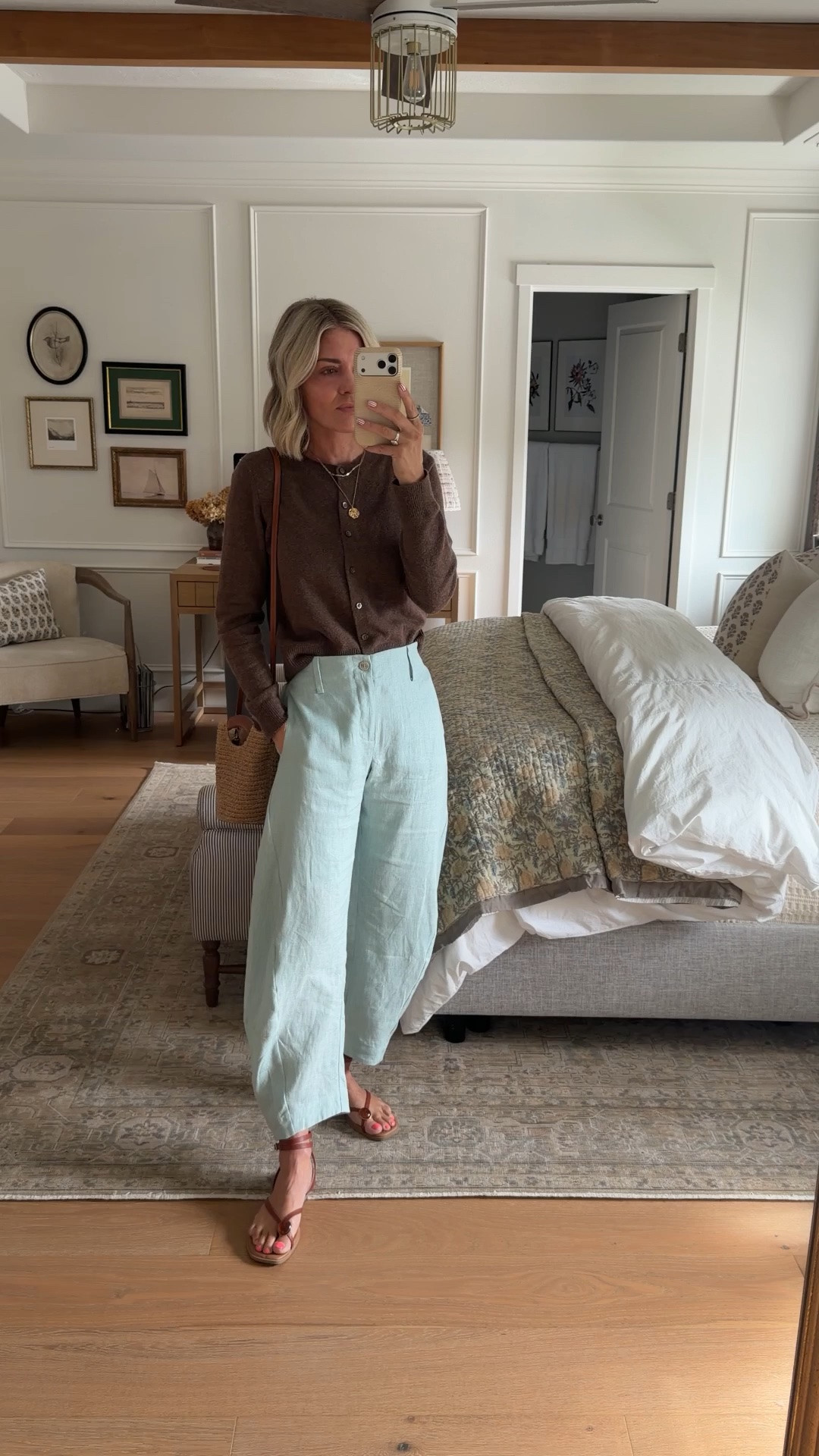 Loving these linen pants. I’m wearing my normal size 4.

#LTKootd #LTKOver40