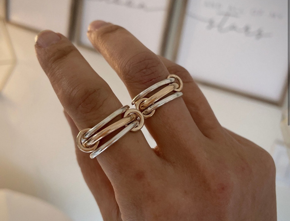 My favorite Etsy find is this Spinelli Kilcollin dupe! I love a mixed metal stack. #jewelry #mixedmetal #stackedring #etsyfind
