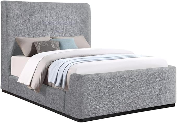 MAKLAINE Contemporary 56.5''H x 81.5''W x 87.5''D Grey Fabric King Bed | Amazon (US)