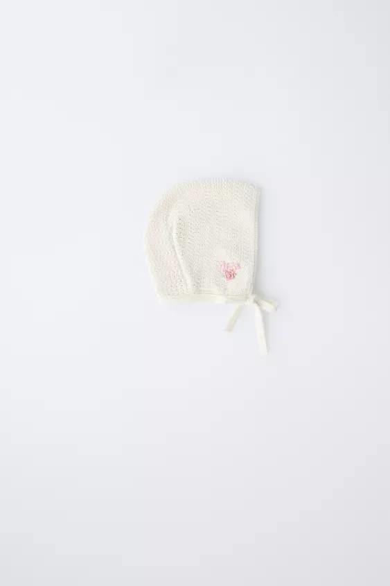 EMBROIDERED FLOWER KNIT BONNET | Zara US