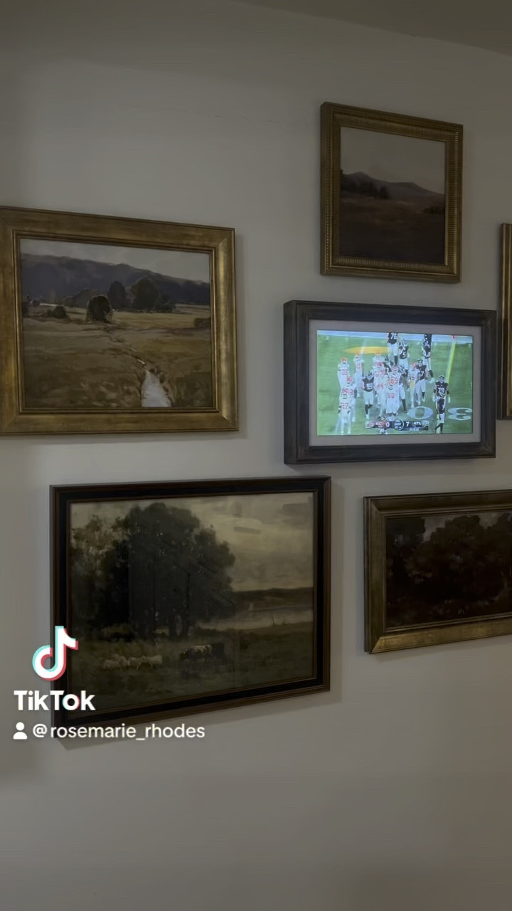 Kitchen TV built in! 

#LTKHome #LTKFallSale #LTKVideo