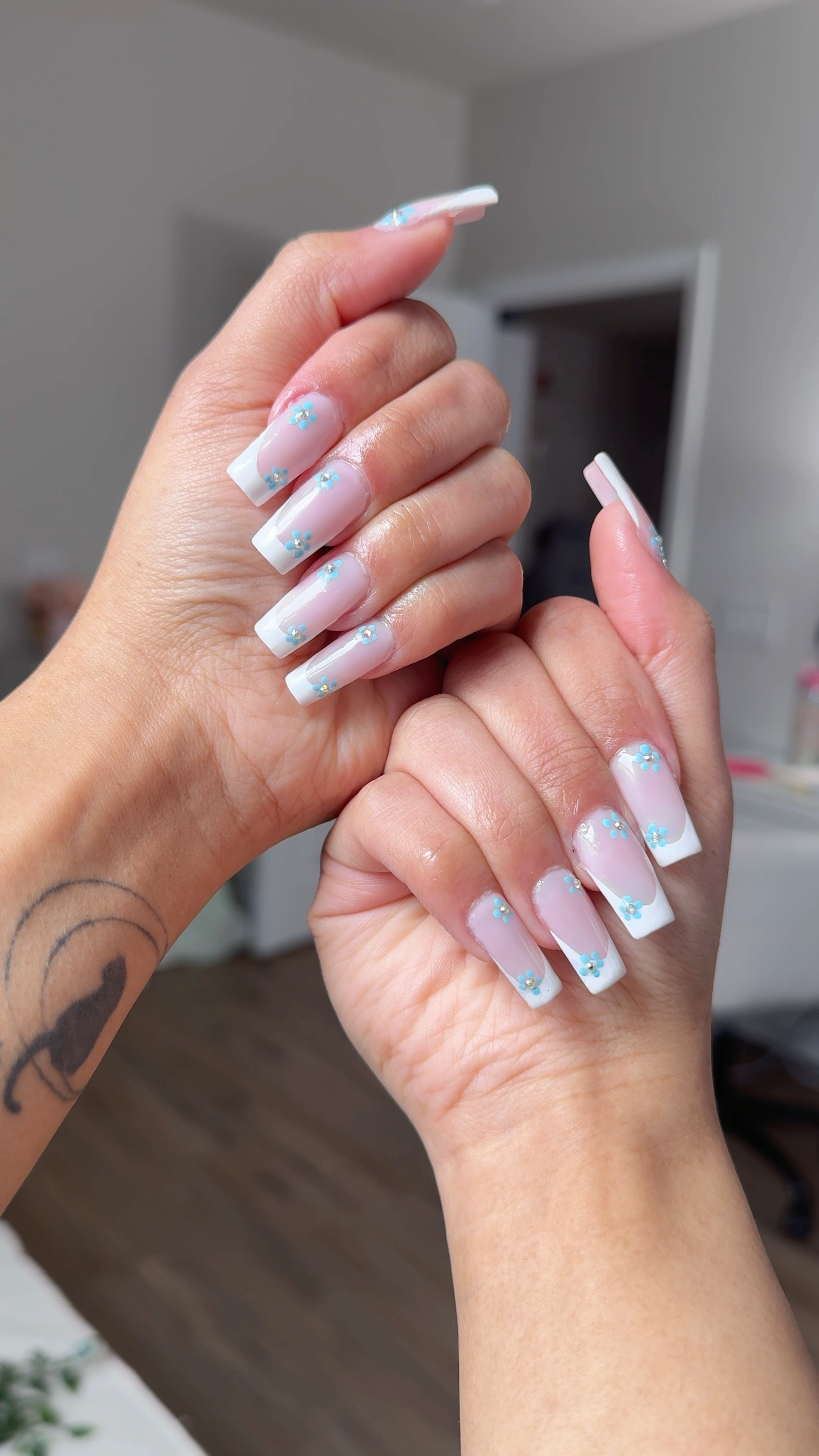 Spring Nail inspo 💐

#LTKBeauty #LTKStyleTip #LTKSaleAlert
