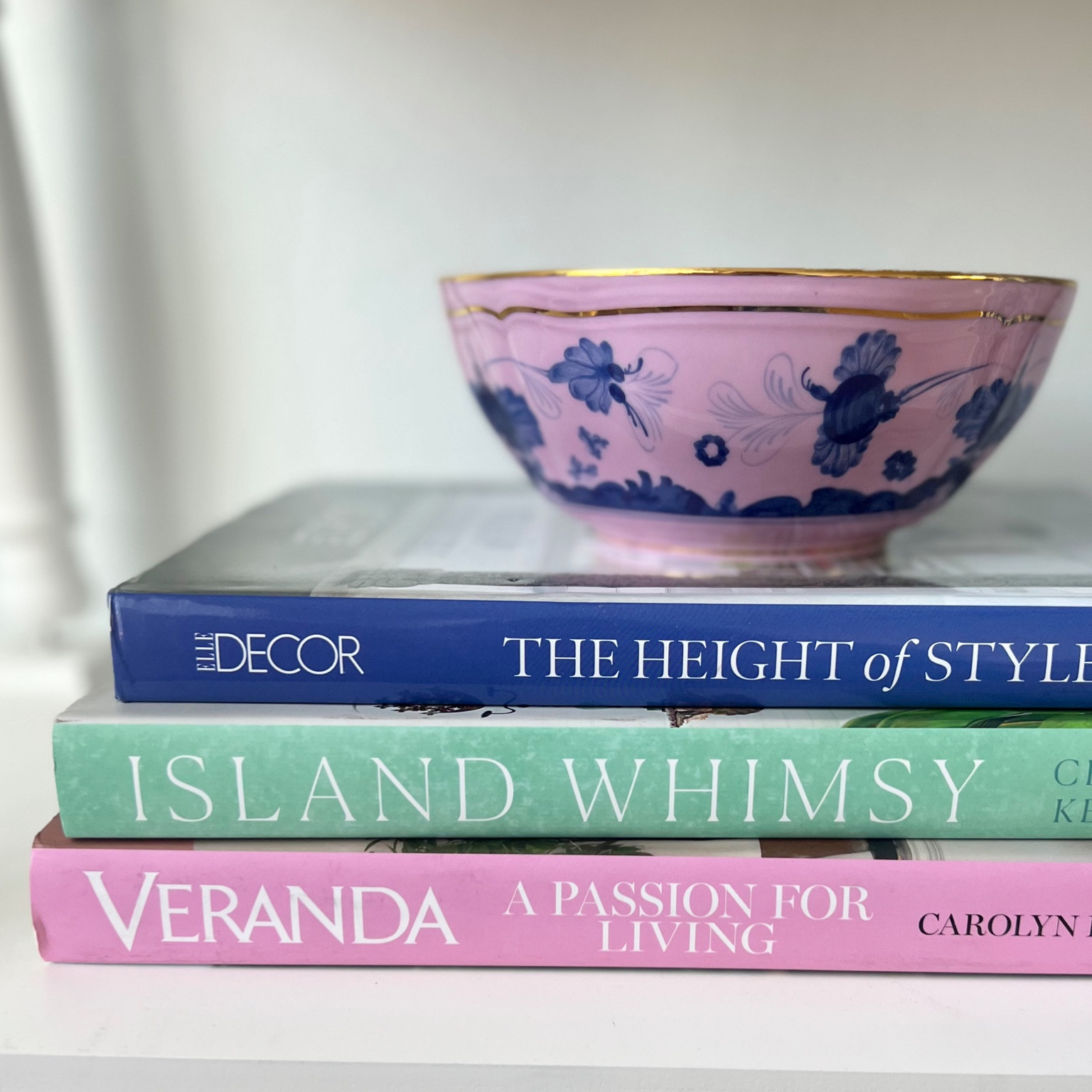 Prettiest coffee table books!! 🤍

grandmillenial coastal grandmother chinoiserie chic blue and white forever traditional home 


#LTKstyletip #LTKGiftGuide #LTKhome