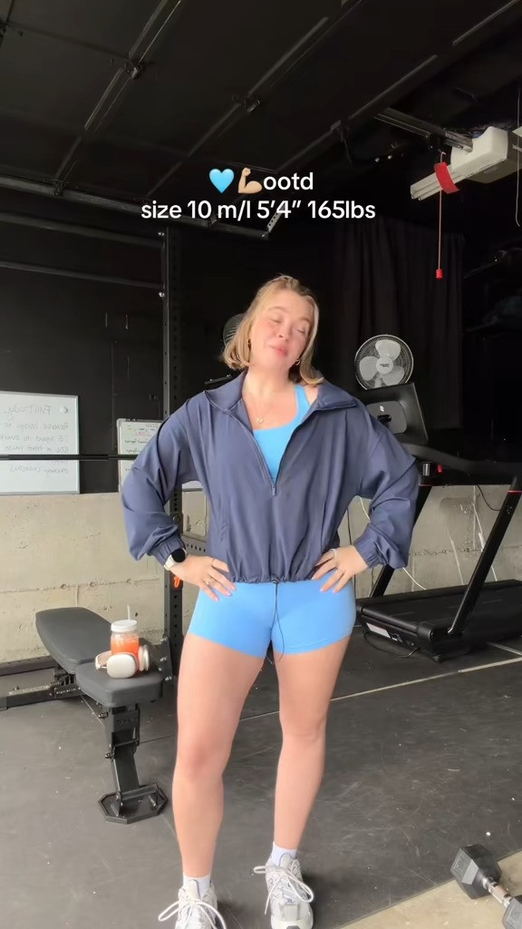 Size 10 Gym Outfit of the Day 🩵💙👟 Size 10 | M\L 5’3" 

 #LTKootd #LTKfitnessgoals #LTKActive