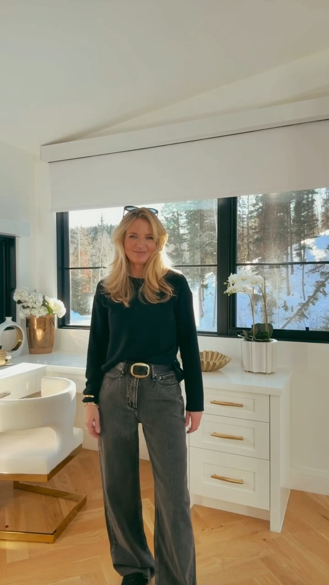 One of my favorite jeans ever is this pair of loose fitting wide-leg jeans by Rag & Bone. The fit is modern and cool, and it’s a 31.5” inseam which is perfect for me at 5’4”. 

#LTKSeasonal #LTKSaleAlert