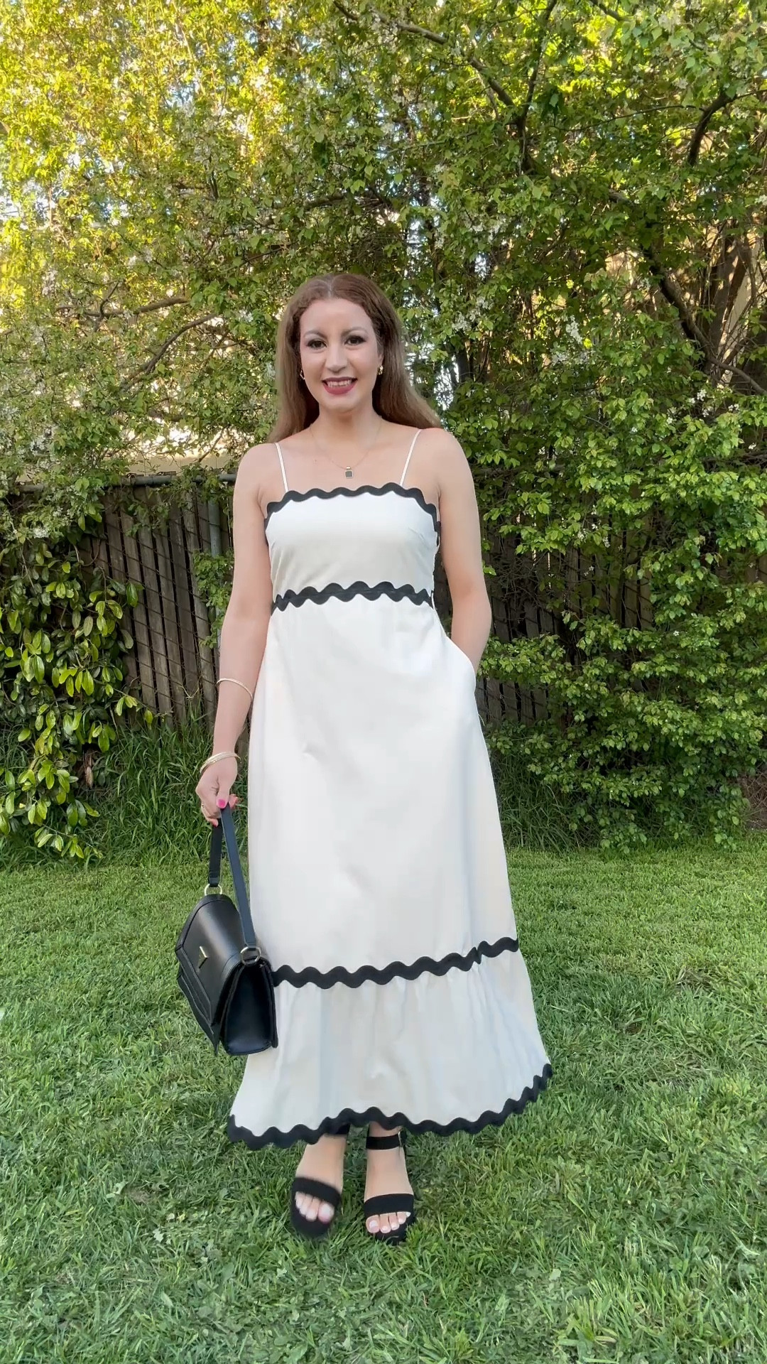 ZESICA Women's 2025 Summer Spaghetti Straps Sleeveless Backless Sundress Flowy Smocked Lace Swing A Line Midi Dress.
Size:M

#LTKMidsize #LTKWedding #LTKSeasonal