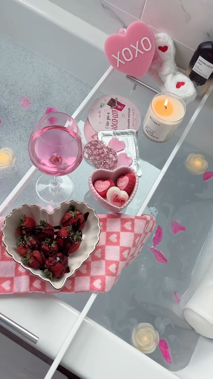 Run a much needed Valentine's bubble bath with me! © Set the vibe right with the dreamiest candle from @below_60 🫶🏻

#LTKWatchNow #LTKHome #LTKMostLoved
