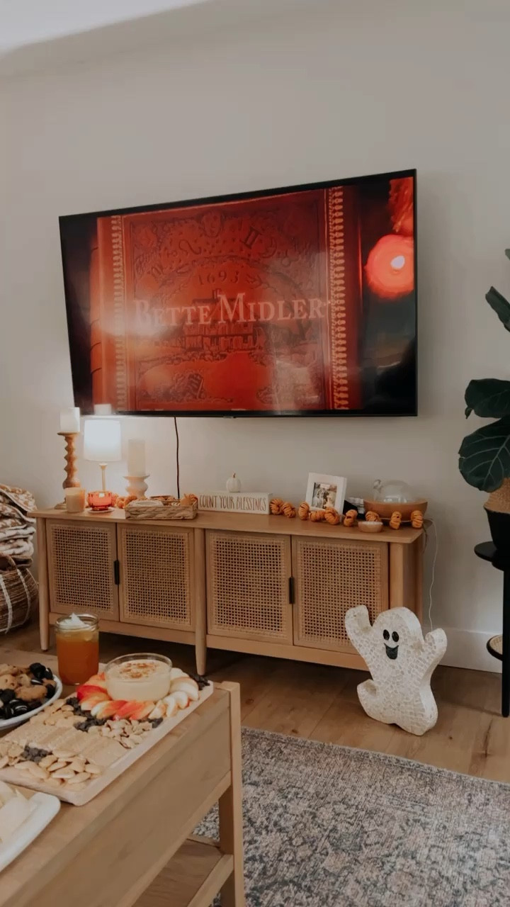 This is your sign to have a cozy + chill afternoon with your best friends. it’s good for the soul, and tis the season for some fall charcuterie boards + spooky movies 😌🫶🏻👻

#coffeetable #halloween #LTKVideo

#LTKfindsunder50 #LTKHolidaySale #LTKHalloween