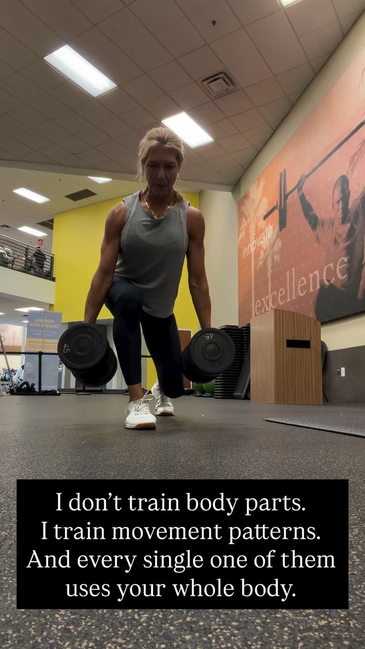 I don’t train body parts.
I train movement patterns.
And every single one of them uses your whole body.

#LTKActive #LTKOver40 #LTKfitnessgoals