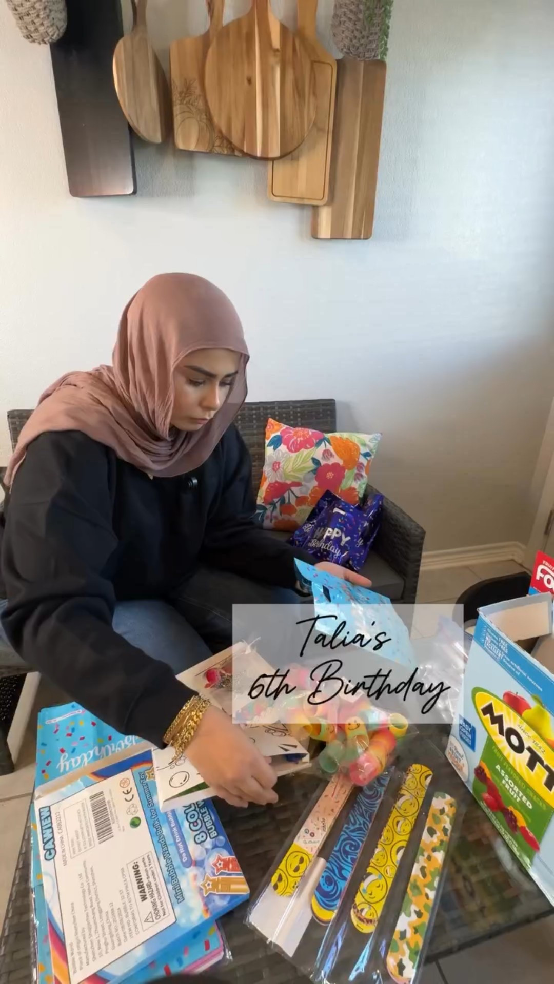 ولأنه الفرح عبادة … 

#modestfashion #lifestyle #momlife #birthdayvlog #minivlog