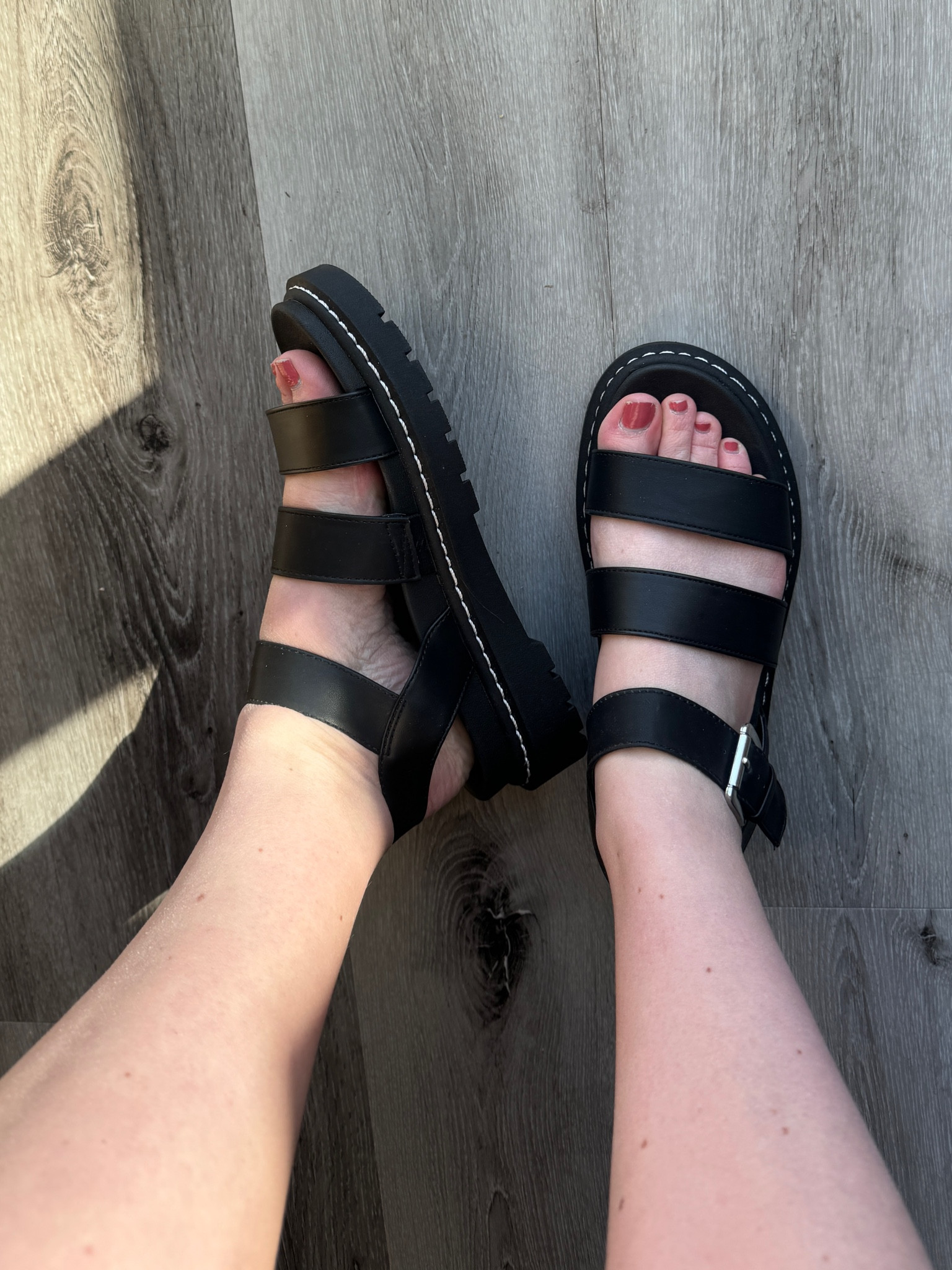 Women’s platform shoes, women’s sandals, summer outfit shoes, comfortable women’s shoes, black shoes 

#LTKSeasonal #LTKShoeCrush #LTKFindsUnder50